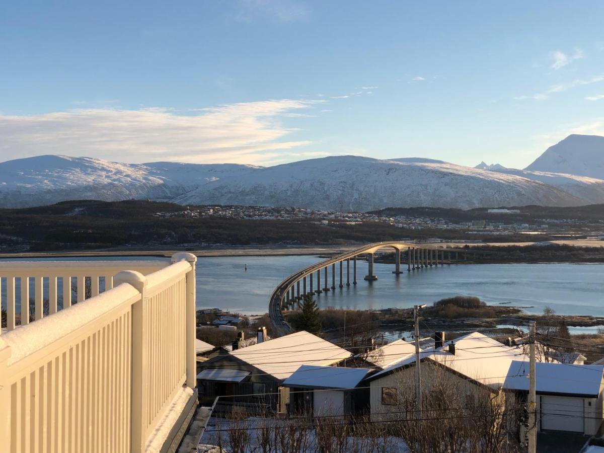 Moderne Og Trivelig Leilighet, Med Unik Utsikt Lägenhet Tromsø Exteriör bild